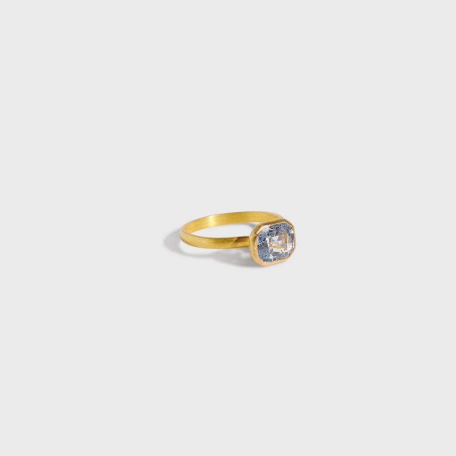 Daivi Blue Sapphire Ring